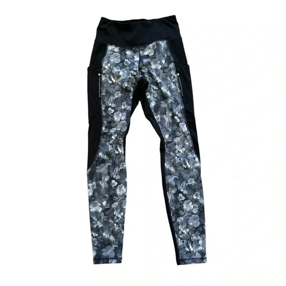 ATHLETA Women's High Traverse Tight Floral 7/8
Leggings Size Small - Picture 1 of 12